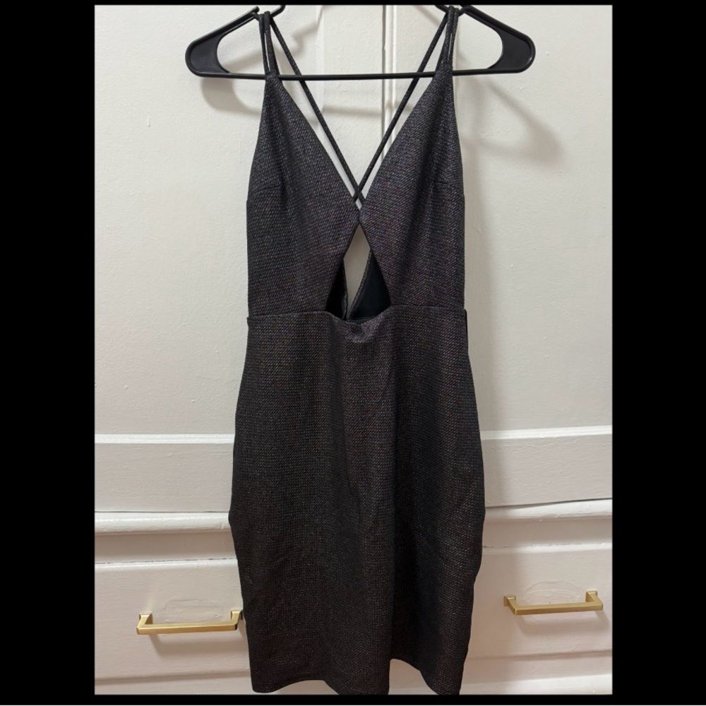 Black bodycon dress with cutout